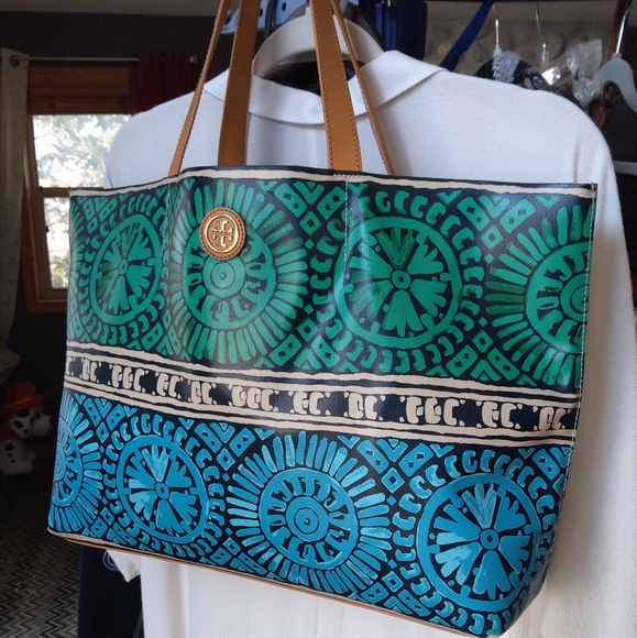 TORY BURCH Amalie XL Tote - Picture 2 of 16